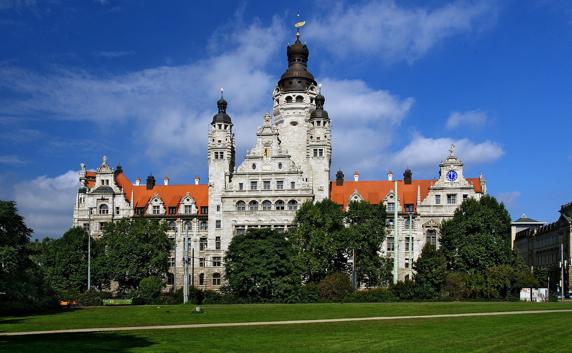 Neues_Rathaus_Leipzig_2010